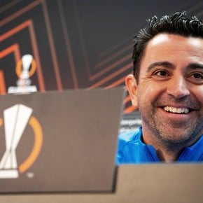 Xavi: "Si no aparecía Messi, Maradona era el mejor de la historia"