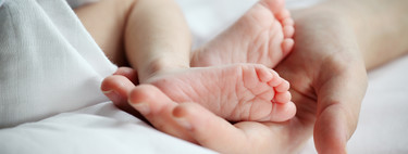 Hipoglucemia neonatal: qué es y por qué puede producirse una bajada de glucosa en el bebé