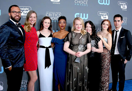 Handmaids Tale Cast