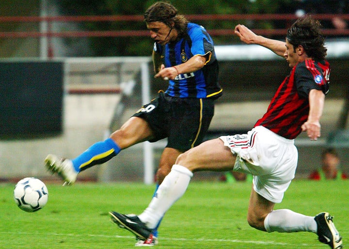 Crespo fue titular en la semi de vuelta para Inter (EFE).