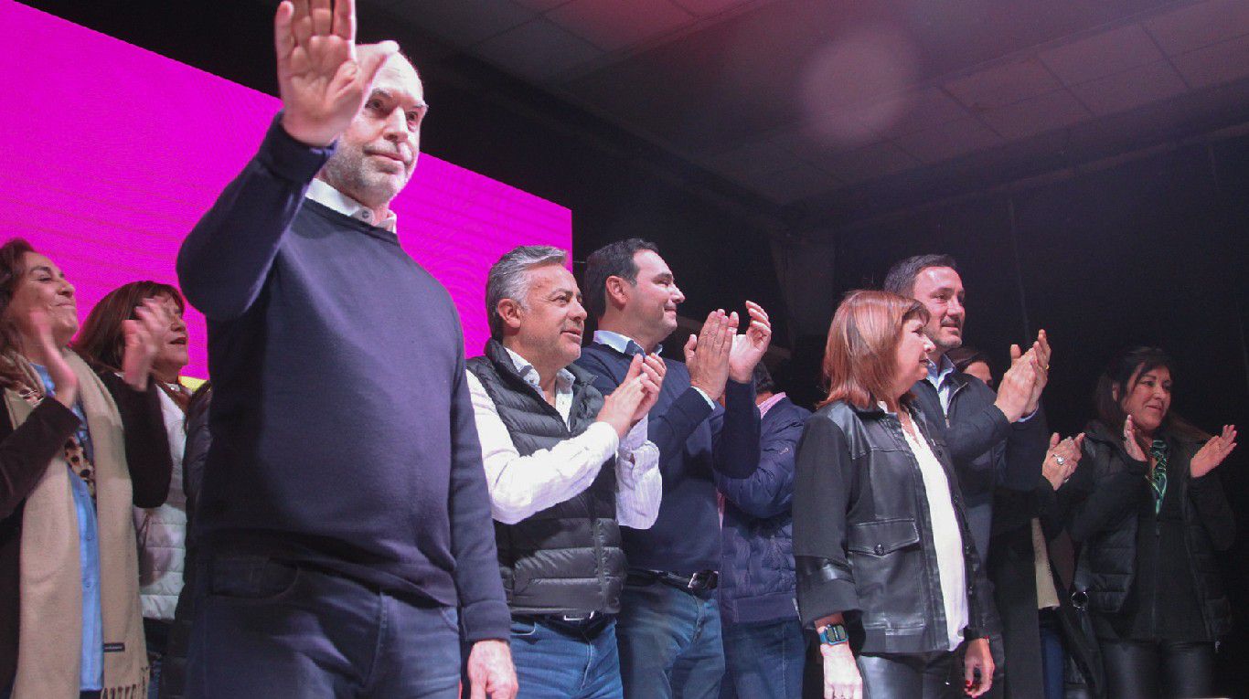 Horacio Rodríguez Larreta y Patricia Bullrich en el bunker de Rodrigo de Loredo. (Foto NA: AGENCIA CÓRDOBA)