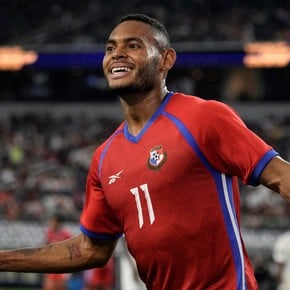 Video: hat Trick de Ismael Díaz para que Panamá se meta en semis