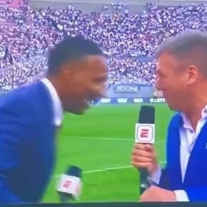 Video: un comentarista de TV se desmayó en vivo en la previa al amistoso del Real Madrid