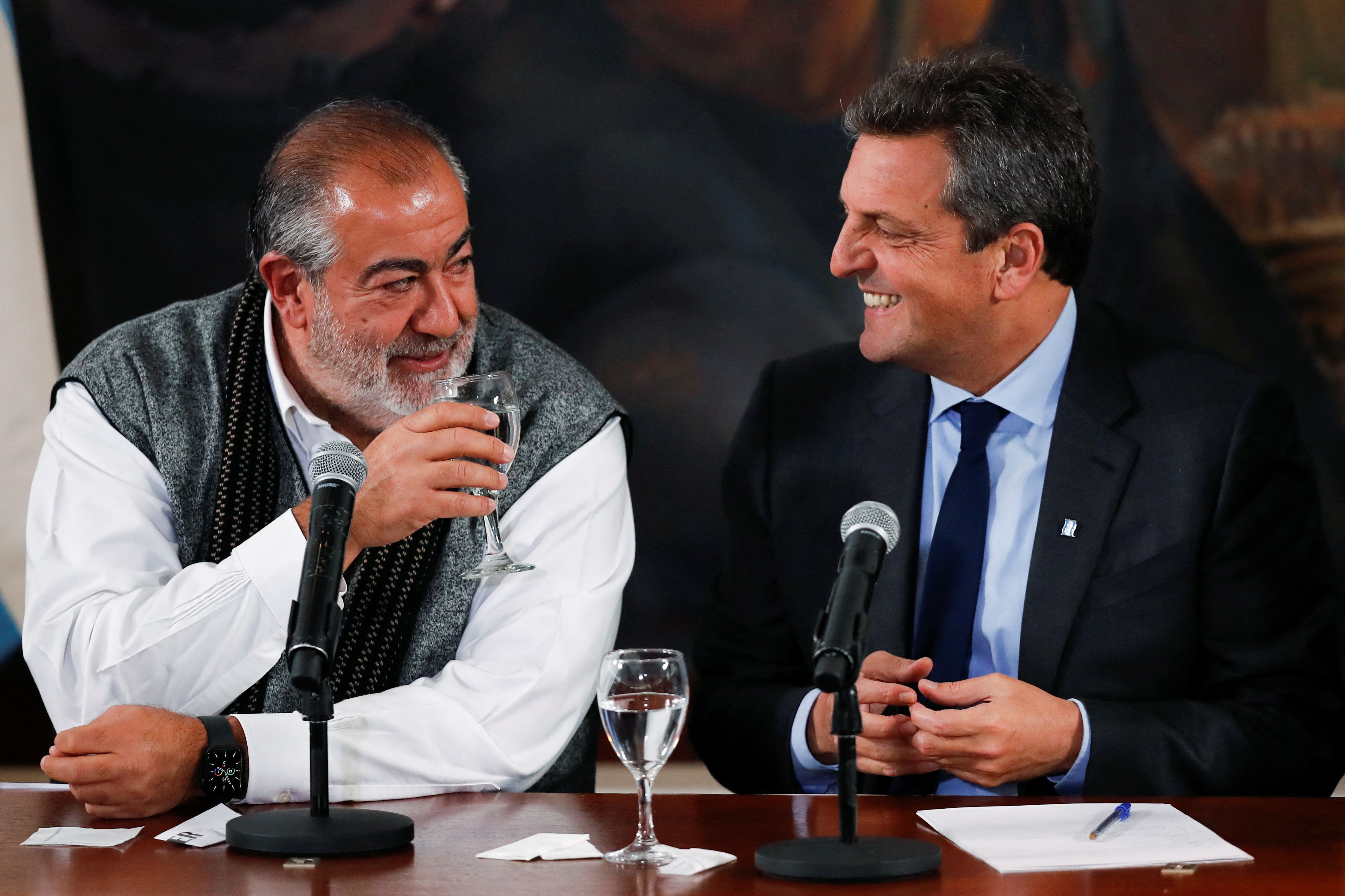 Argentina's Economy Minister and presidential pre-candidate Sergio Massa and Secretary General of the National General Confederation of Labor (CGT) Hector Daer, attend an event at the CGT headquarters, in Buenos Aires, July 19, 2023. REUTERS/Agustin Marcarian