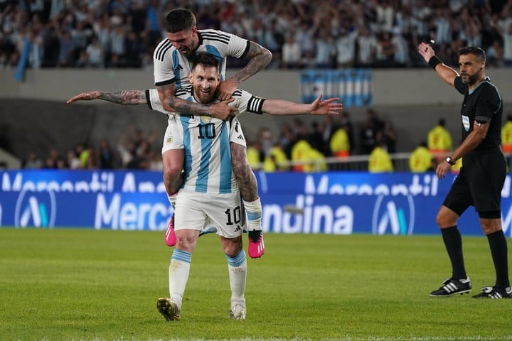 Messi y compañía vuelven a jugar en Argentina. (Foto Juano Tesone)