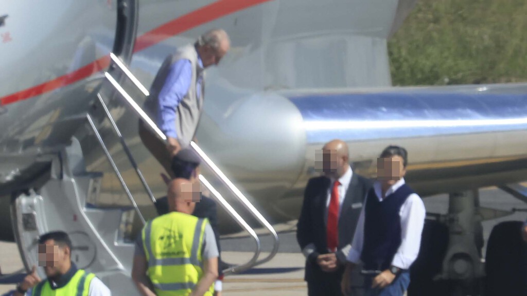 Don Juan Carlos aterriza de nuevo en Galicia: los planes del emérito ¿junto a su hijo Felipe VI? 