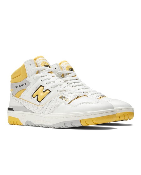 Blancas O A Todo Color Las Zapatillas Retro Mas Cool Para El Otono Las Tiene New Balance De Rebajas En El Corte Ingles