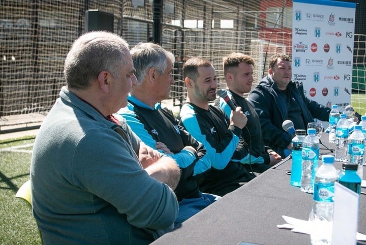 Este sábado será su estreno en las canchas. (@club_alas_arg)