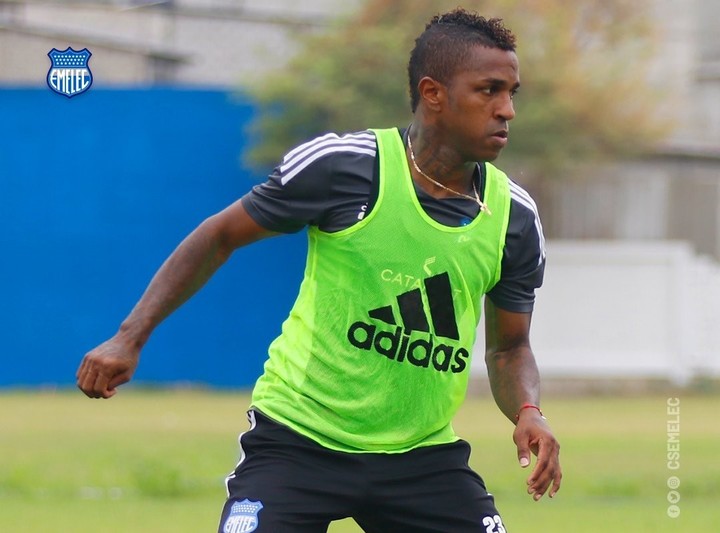 Miller Bolaños no jugaría el Clásico.