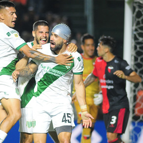 Banfield ganó, se salvó del descenso y hundió más a Colón 