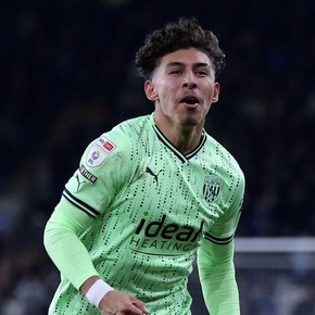 Golazo de Jeremy Sarmiento en el West Bromwich