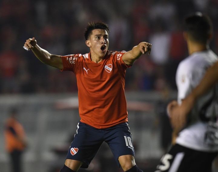 Gaibor con la camiseta de Independiente.