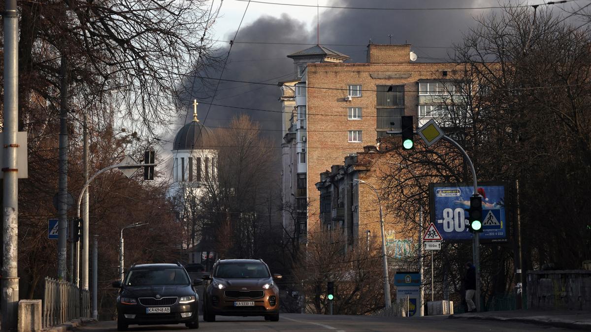Las fuerzas armadas rusas lanzaron primero un ataque con drones y luego misiles Foto AFP