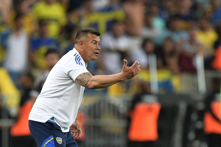 Almirón, nuevo entrenador del equipo de Chile.