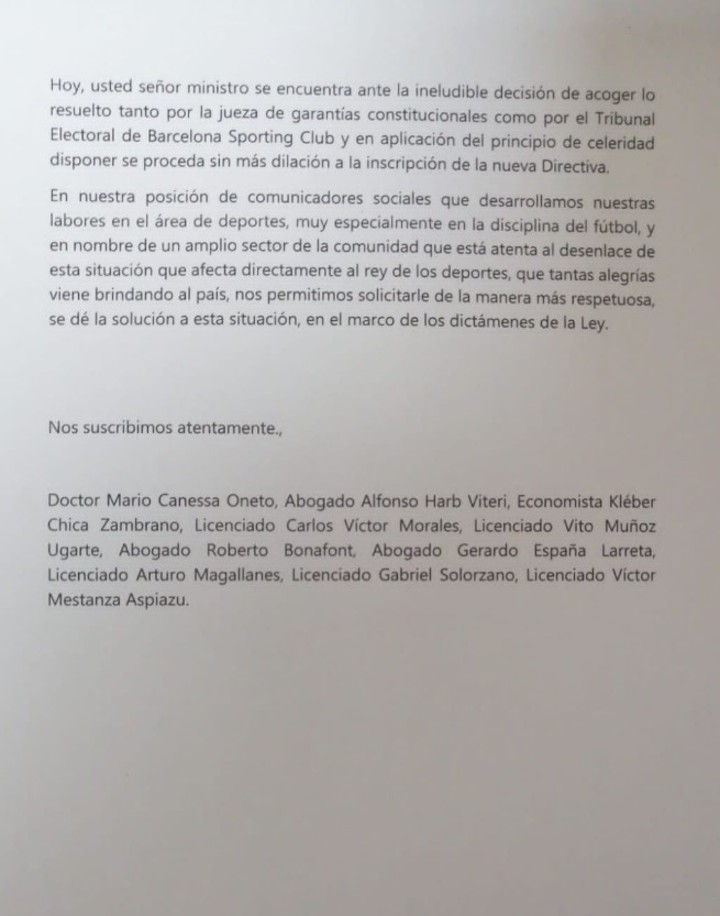 Manifiesto de un grupo de periodistas al Ministerio del Deporte, a favor de Barcelona.
