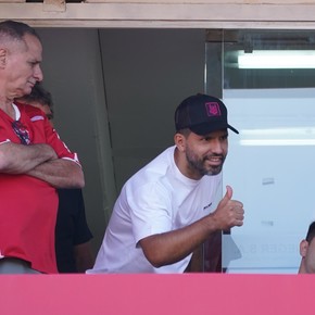 El tremendo elogio del Kun Agüero a Quintero: "Juanfer es el único que piensa bien"