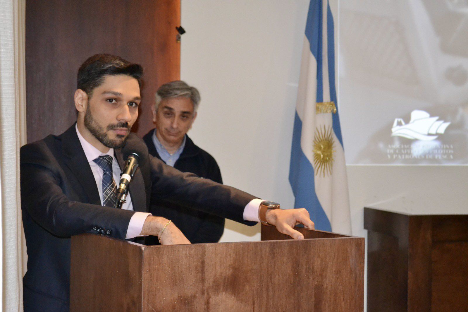 Julián Suárez, el exdirector de Pesca que renunció por, asegura, presiones de la Cancillería para ignorar a un buque que hacía pesca ilegal. Foto: Julián Suárez