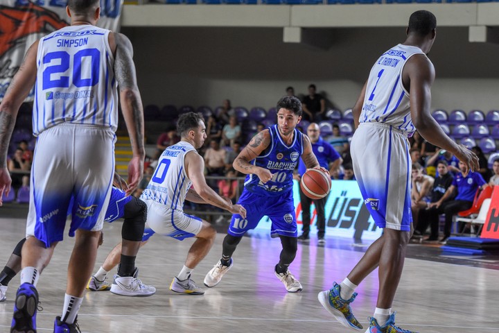 El resumen de los partidos del viernes de la LNB.