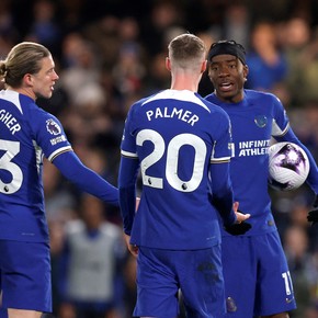 Video: la pelea en el Chelsea por patear un penal y el reto de Pochettino