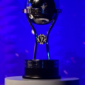 Sudamericana: posiciones, clasificados a octavos y cómo serían los cruces de playoffs con los terceros de Libertadores