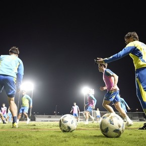 Video: la patada de Diego Martínez en el entrenamiento de Boca