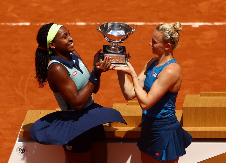 Gauff y Siniakova, las campeonas. (reuters)