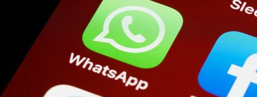 Así de fácil puedes detectar si un mensaje de WhatsApp es falso (y así puedes protegerte)