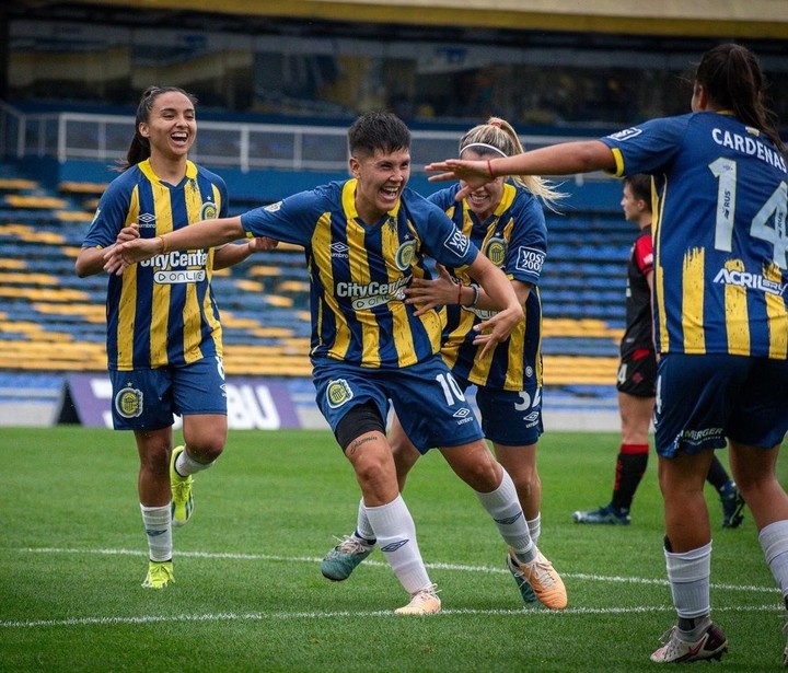 Rosario Central sería el primer equipo en zafar del descenso a la Primera B (Rosariocentral).