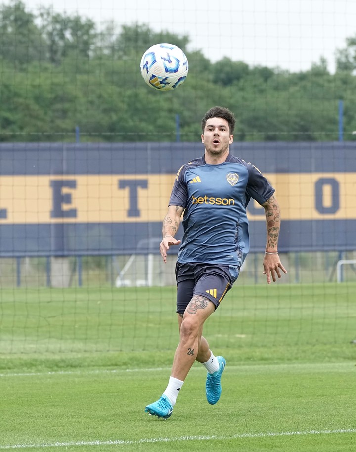 Blondel ya hizo fútbol en los últimos entrenamientos. (Prensa Boca)