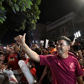 Video: Gallardo salió a saludar y emocionó a los hinchas en Santiago del Estero