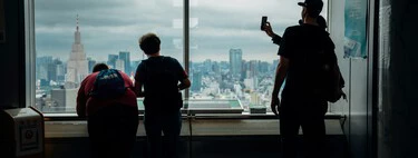 La gente trabaja tantísimo en Japón que apenas viaja. Su pasaporte es muy potente, pero solo el 17% de los japoneses tienen uno