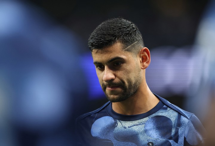 Juega el Tottenham Hotspur de Cristian Romero (REUTERS).