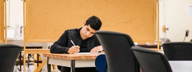 12 prompts de IA que te ayudarán a estudiar la EvAU para ser mucho más productivo