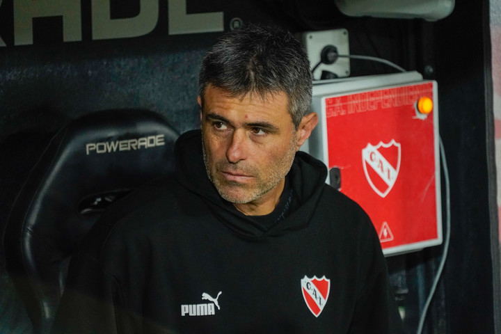 Vaccari, entrenador de Independiente.