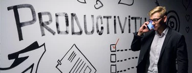 Los empleados creen que el teletrabajo los hace más productivos y sus jefes lo contrario. Los académicos dan la razón a los jefes 