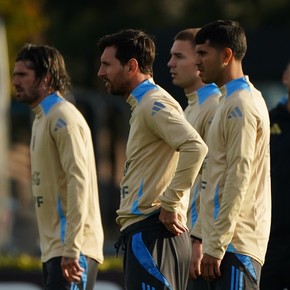 El 11 de la Selección: las pruebas de Scaloni en la última práctica 
