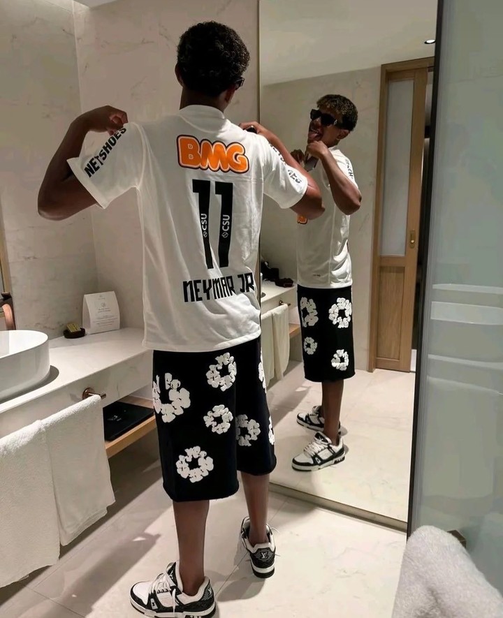 El juvenil del Barcelona es fanatico de Neymar.