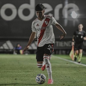 Hermano de Primera: Juan Cruz Meza se sumó al plantel de Gallardo