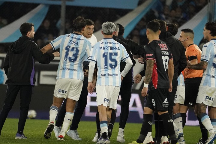 Racing pasó de la alegría a la calentura en una ráfaga. Foto: Fernando de la Orden CLARIN