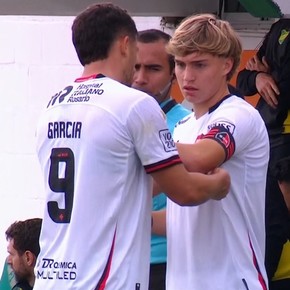 El pibe de 17 años que, con un minuto en Primera, fue el capitán de Newell's