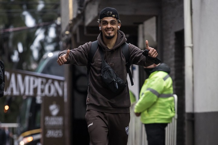 Ronaldo Martínez, figura de Tense. Foto: Platense