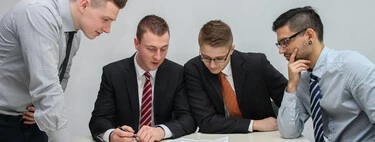 Ojo, Recursos Humanos: un hombre hace una entrevista de trabajo y la entrevistadora era una IA