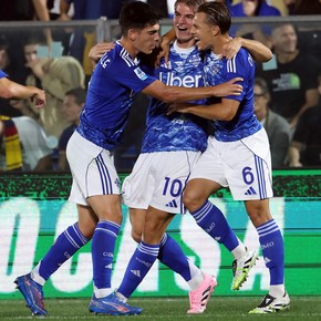 Video: el bombazo de Nico Paz que hizo delirar al Como