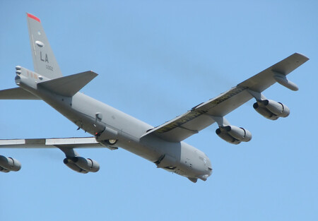 B52 Inflight Arp