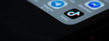 TikTok sabe que su algoritmo genera adicción entre los jóvenes y hace poco para evitarlo, según una investigación de NPR 