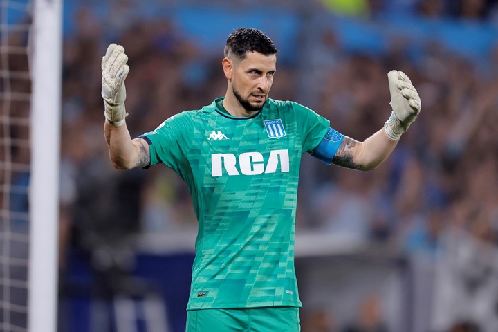 Gabriel Arias se despidió de Racing. (EFE)