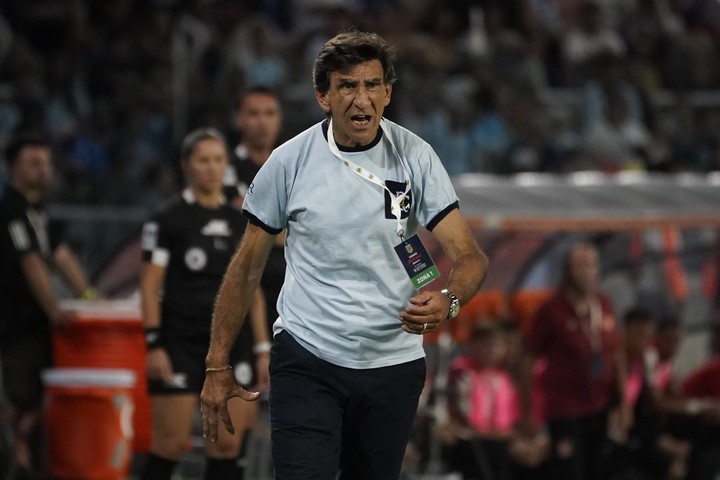 El DT dijo que "merecimos ganar" (Foto: Fernando de la Orden).