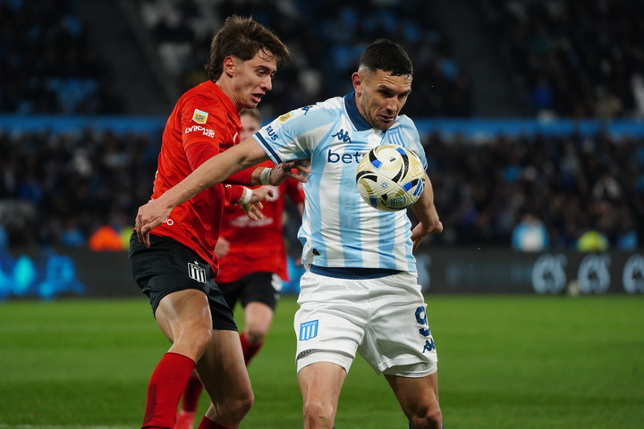 Racing tiene la ventaja en el historial, pero... (Foto Marcelo Carroll - FTP CLARIN). 