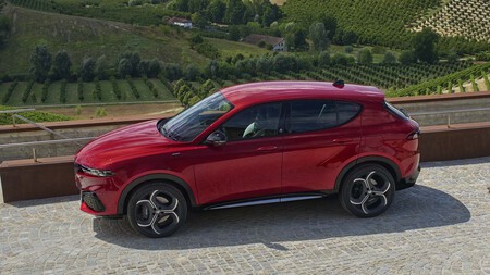 Alfa Romeo Tonale 2026 35