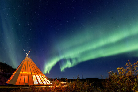 Narvik Arctic Train Winter Katterat Northern Lights Norwegian 3